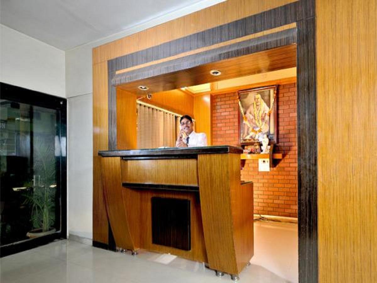 Hotel Shri Krishna Shirdi Dış mekan fotoğraf